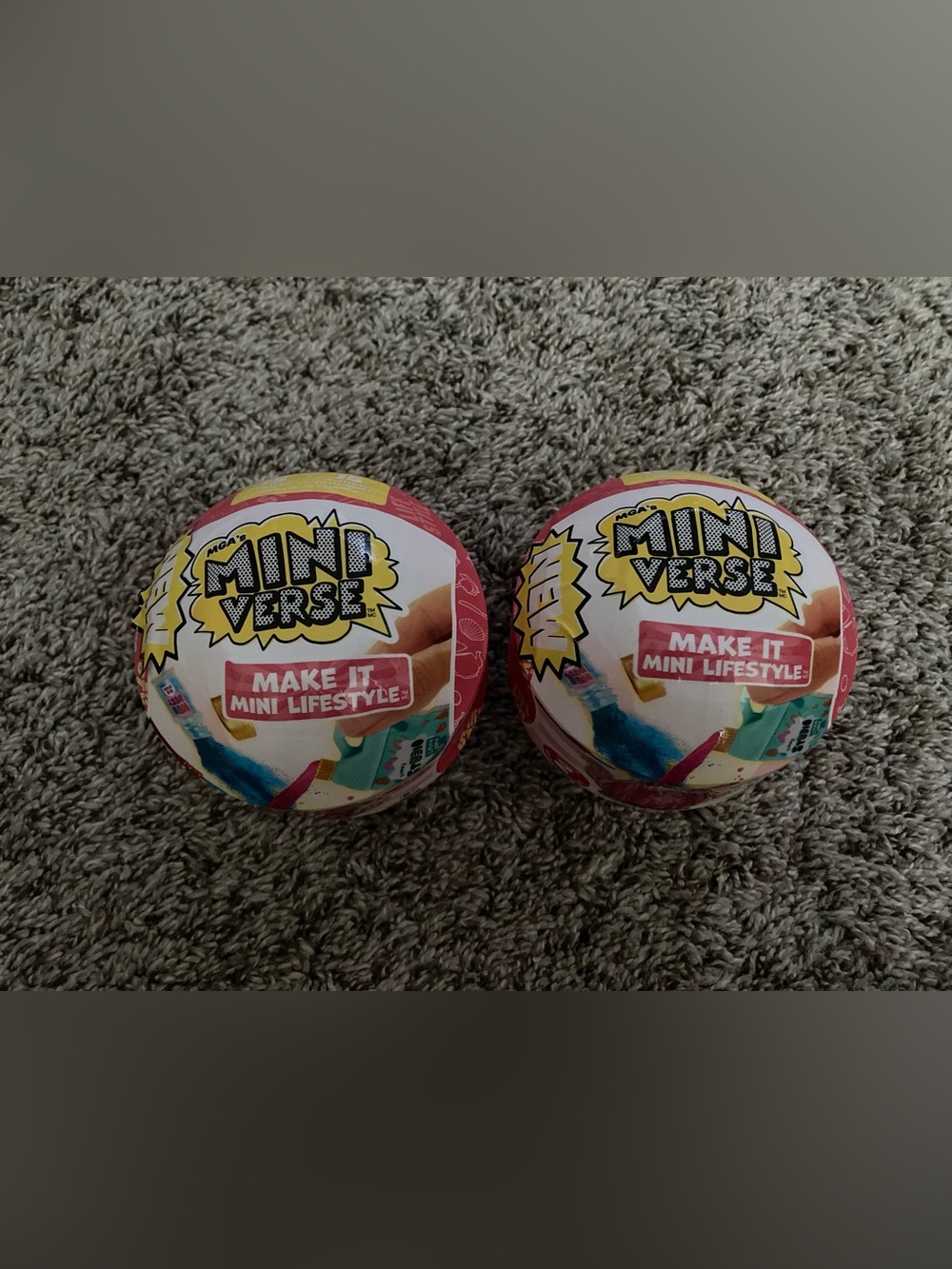 2 MGA's Mini Verse Make It Mini Lifestyle Series 2 - Mystery Balls X 2